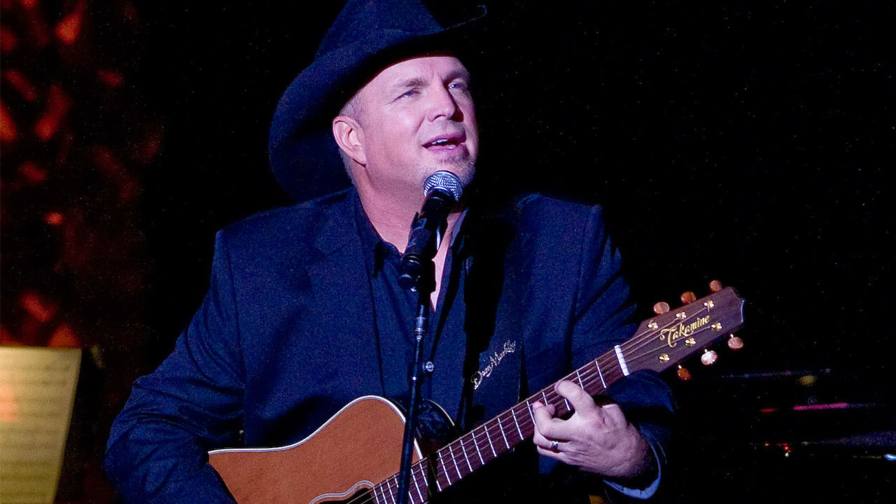 Garth Brooks